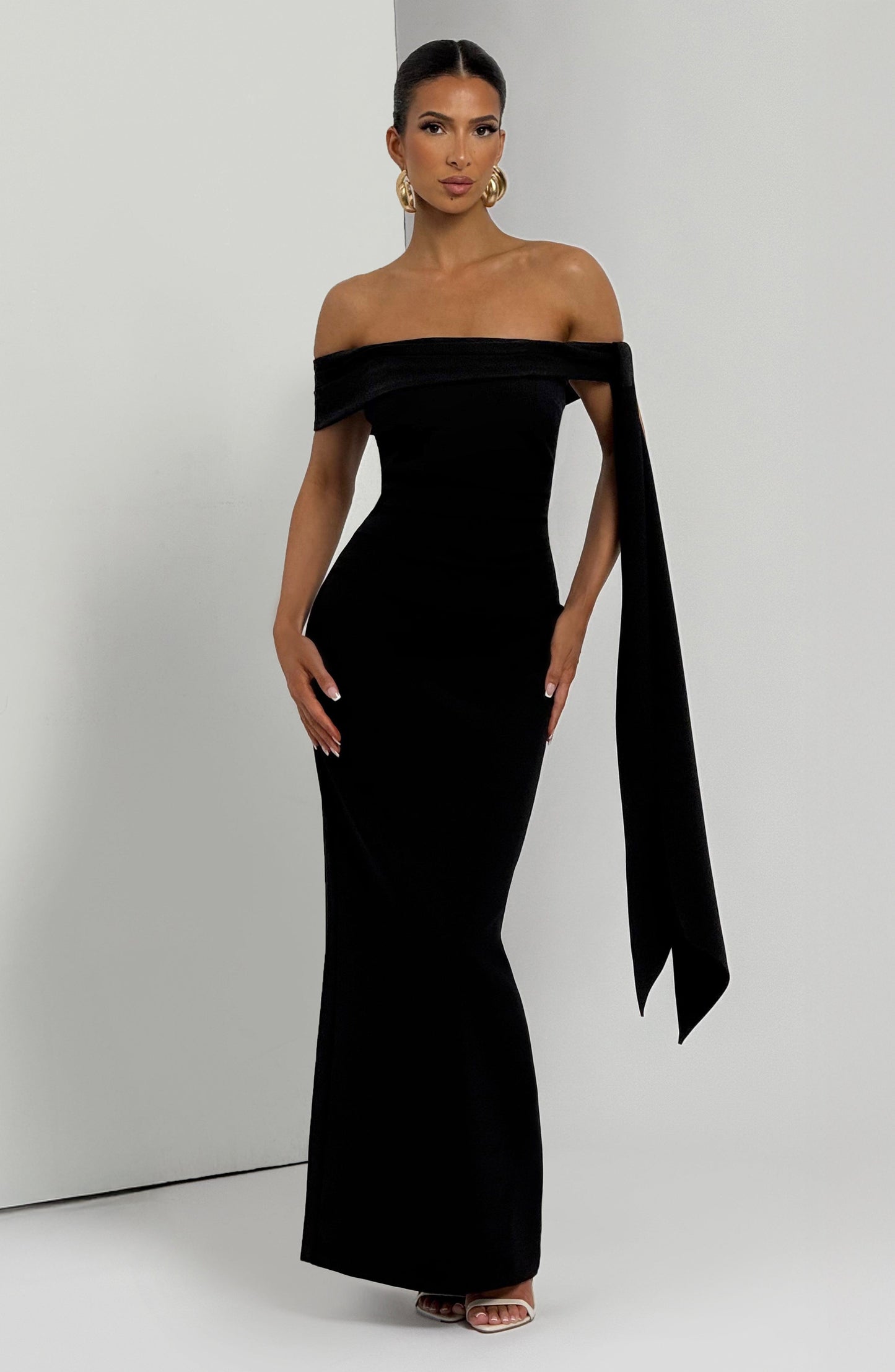 VESTIDO MAXI ADDIE - NEGRO