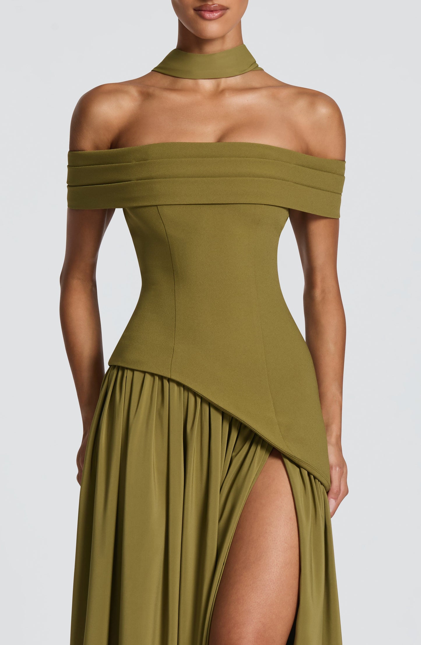 DELILAH MAXI DRESS - DEEP OLIVE