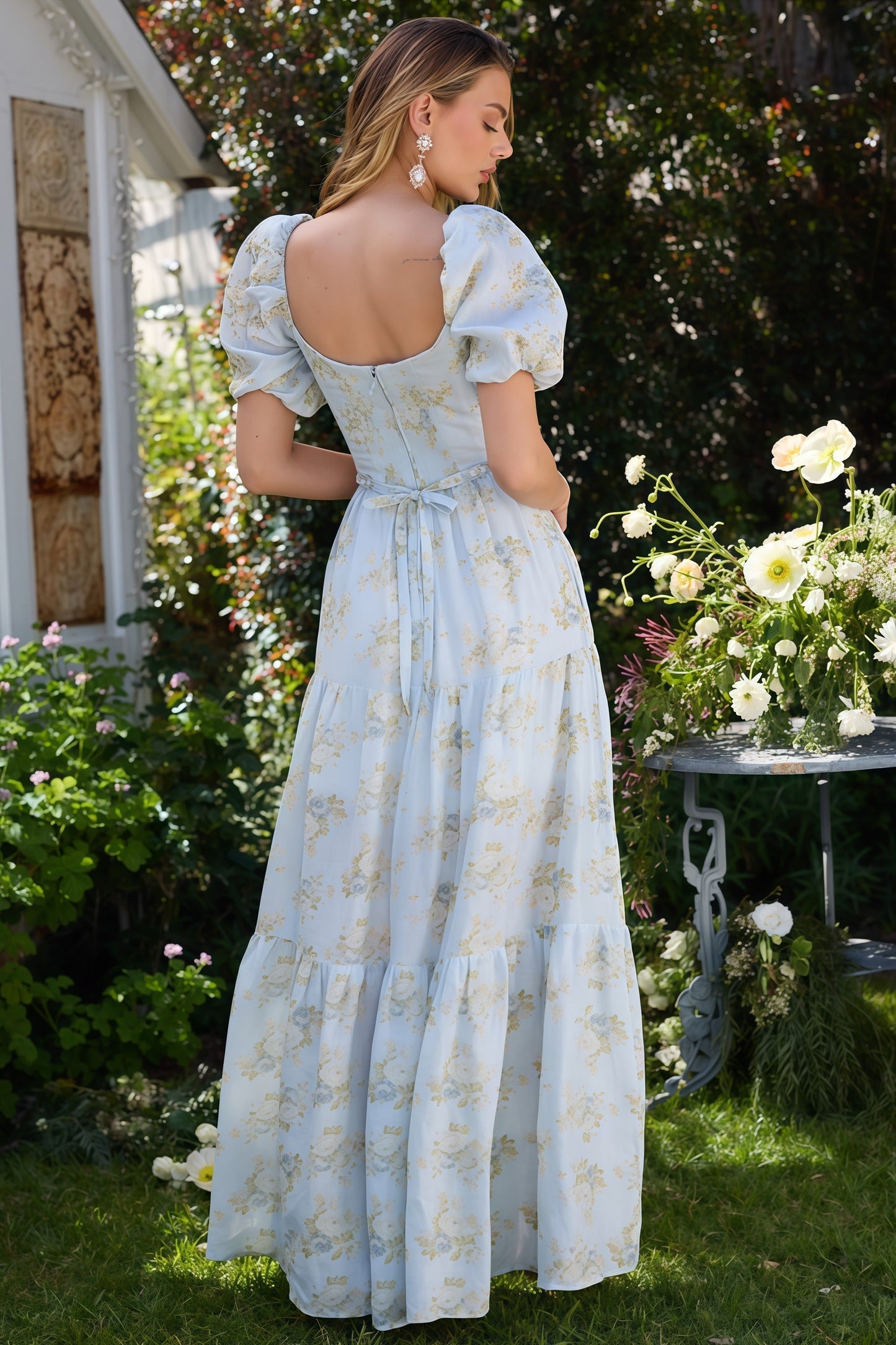LAYLA™ - VESTIDO FLUIDO CON ESCOTE EN V Y CAÍDA ELEGANTE