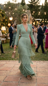 CLARA™ - VESTIDO ELEGANTE CON MANGAS DE FLECOS