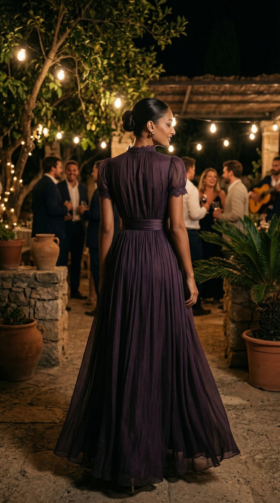 FLAVIA™ - VESTIDO LARGO MORADO CON ESCOTE EN V Y RIBETE DE ENCAJE DE GASA