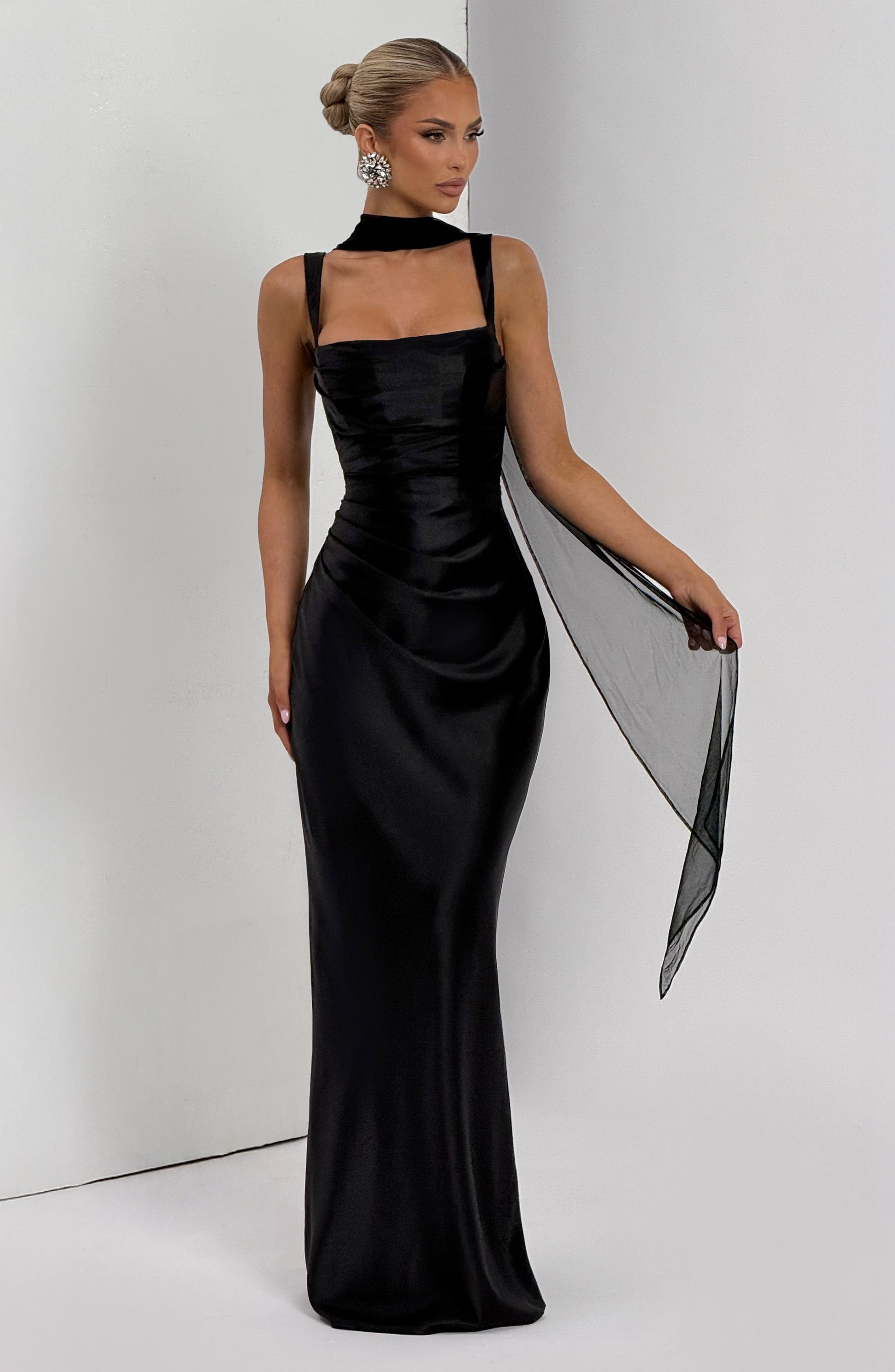 CALANTHE MAXI DRESS - BLACK