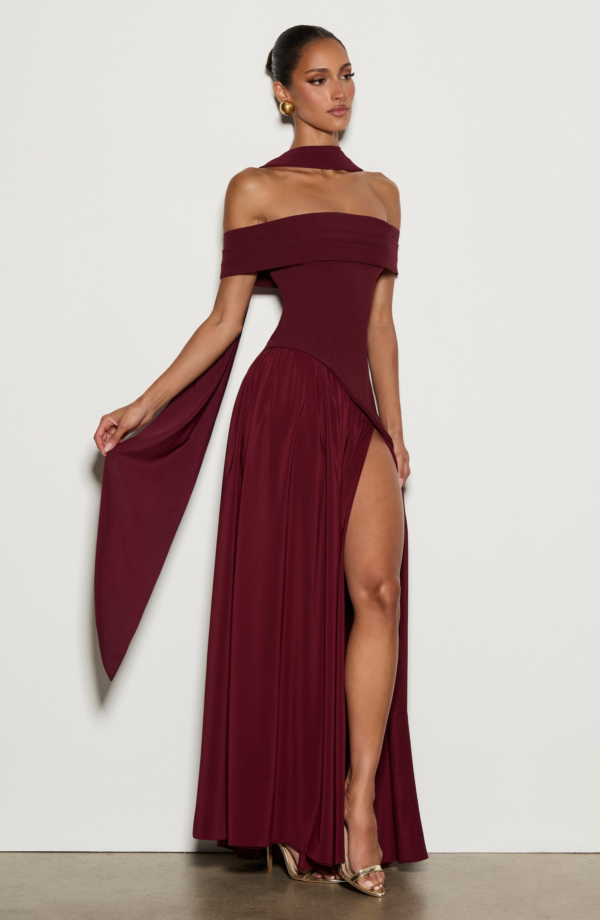 DELILAH MAXI DRESS - CHERRY LACQUER