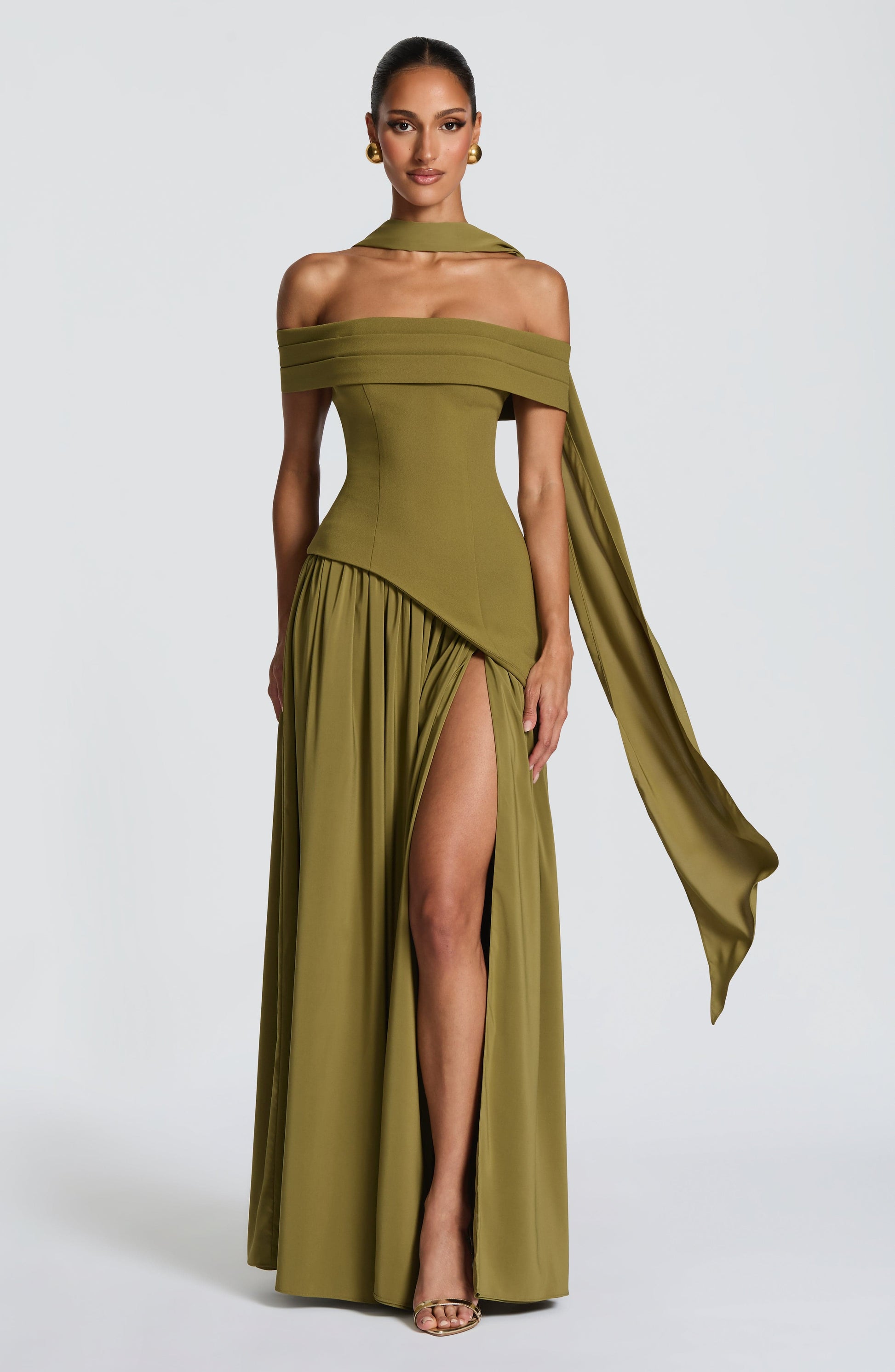DELILAH MAXI DRESS - DEEP OLIVE