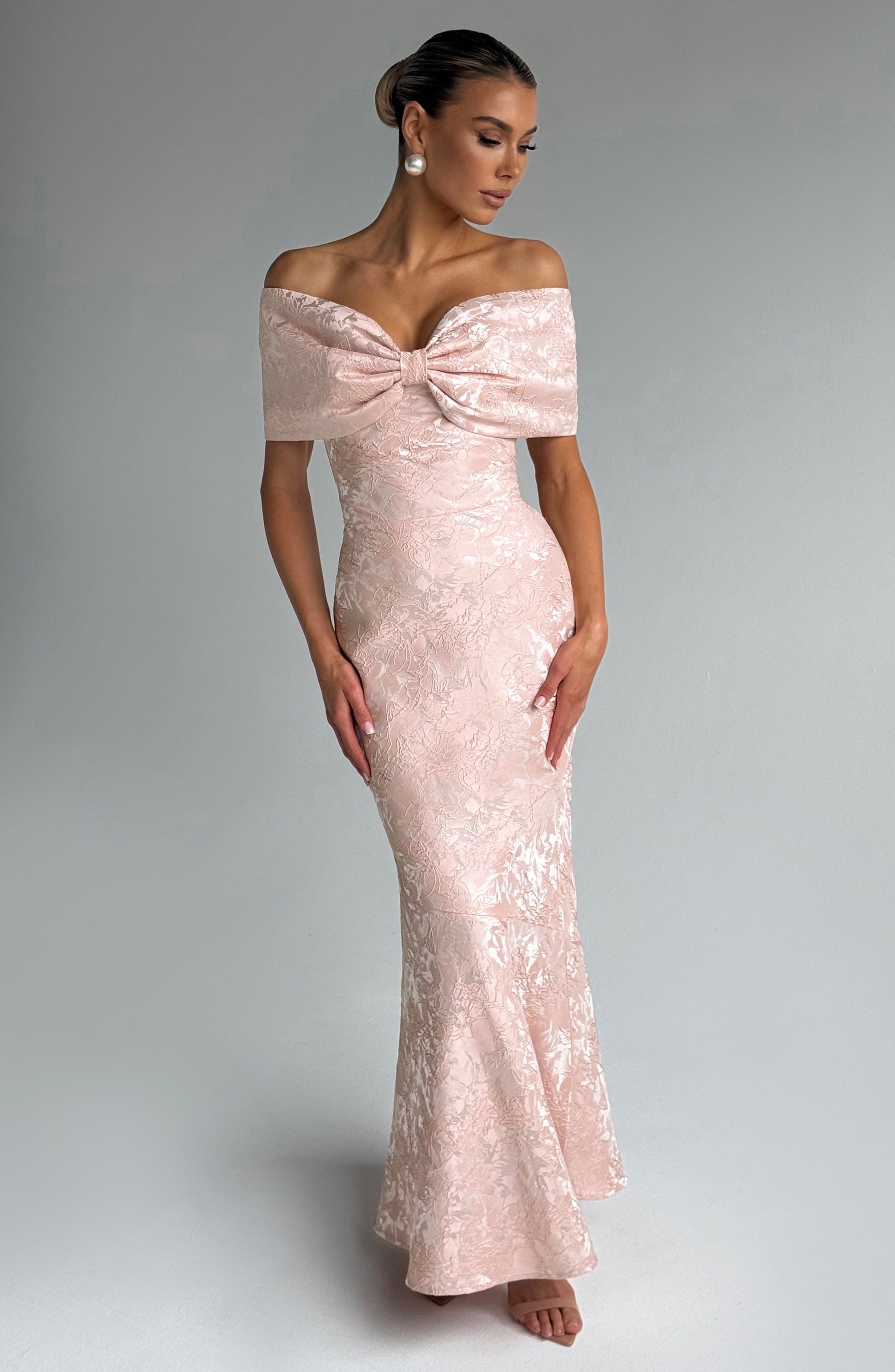 EMBERLY MAXI DRESS - SOFT PEACH