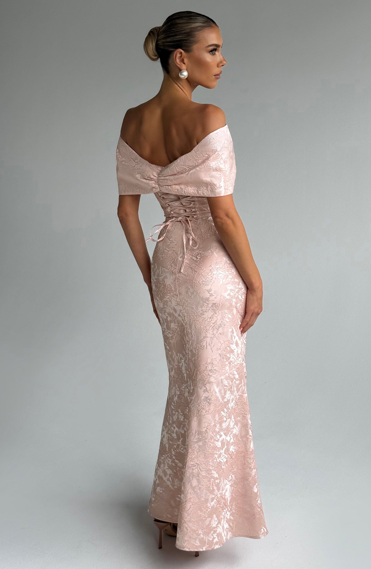 EMBERLY MAXI DRESS - SOFT PEACH