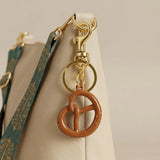 CHARM PRETZEL DORADO™