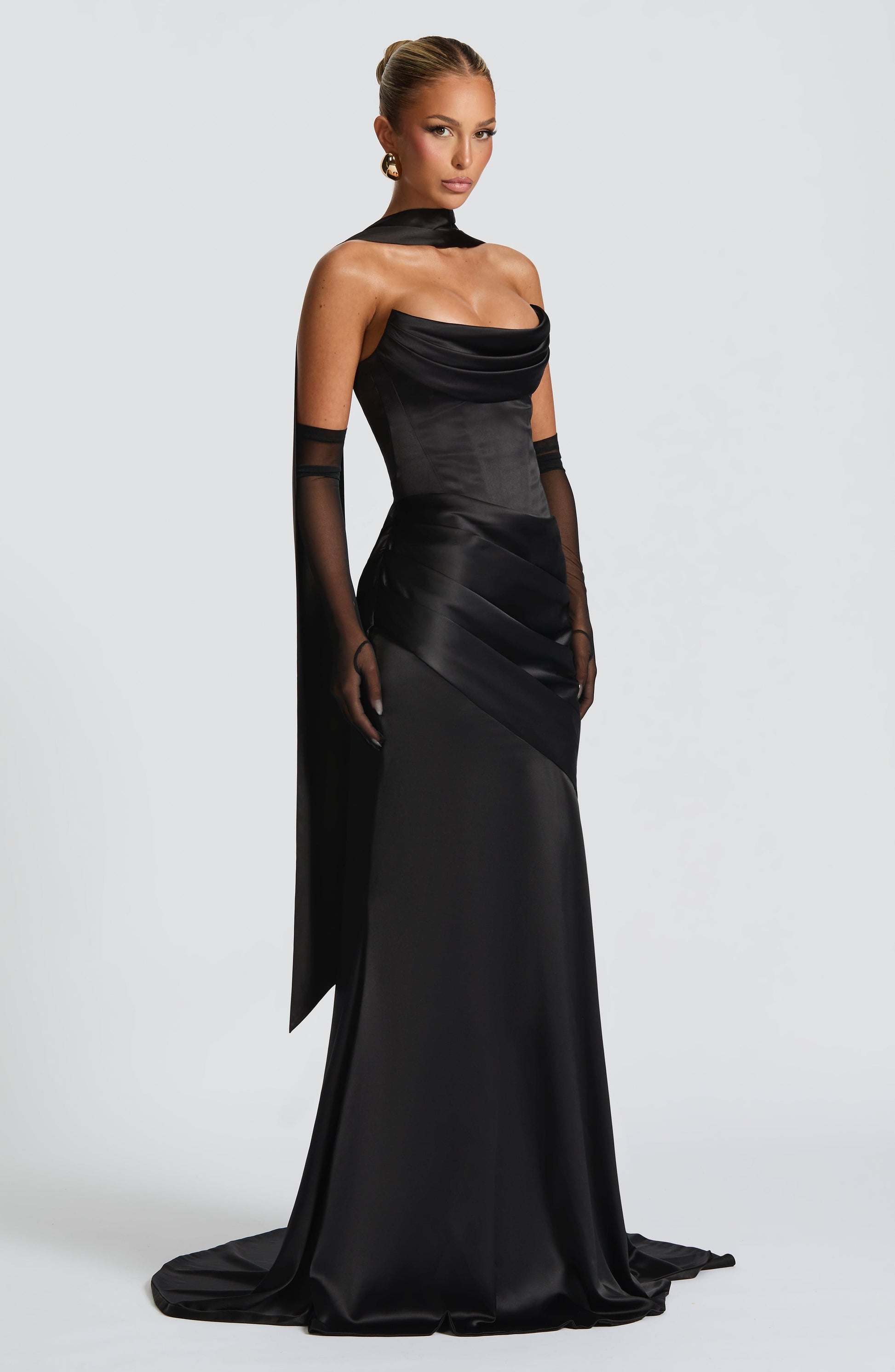 KENSINGTON MAXI DRESS - BLACK