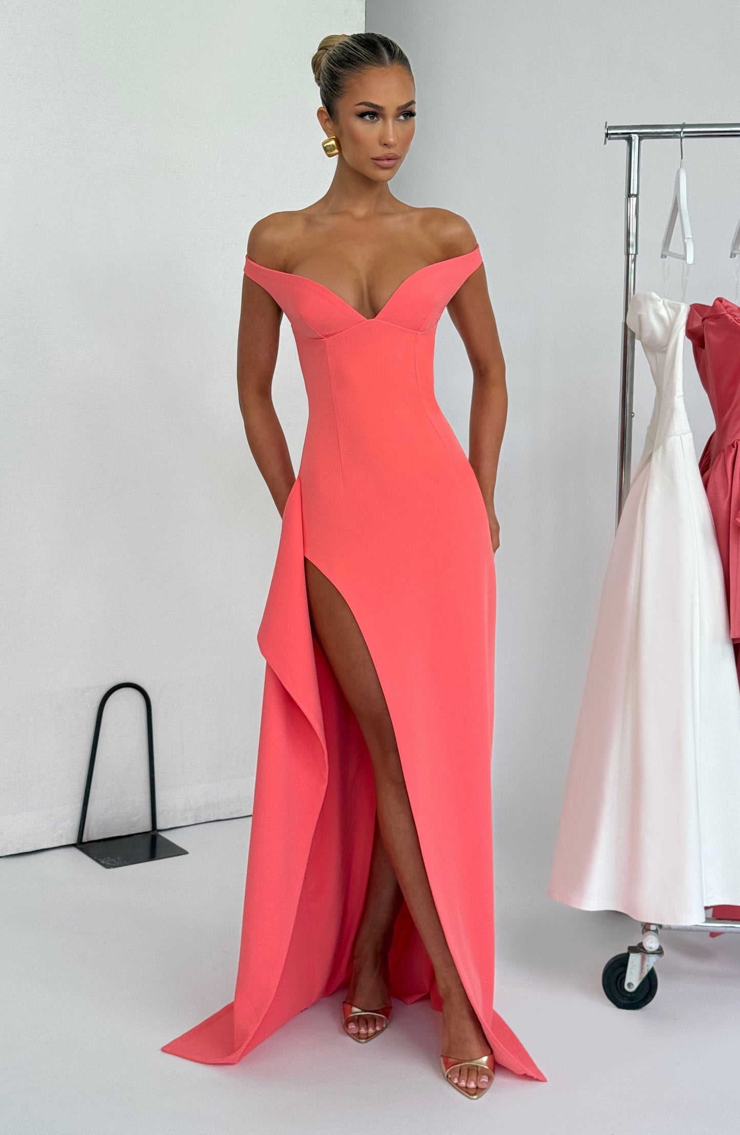 KHALESIA MAXI DRESS - CORAL PINK