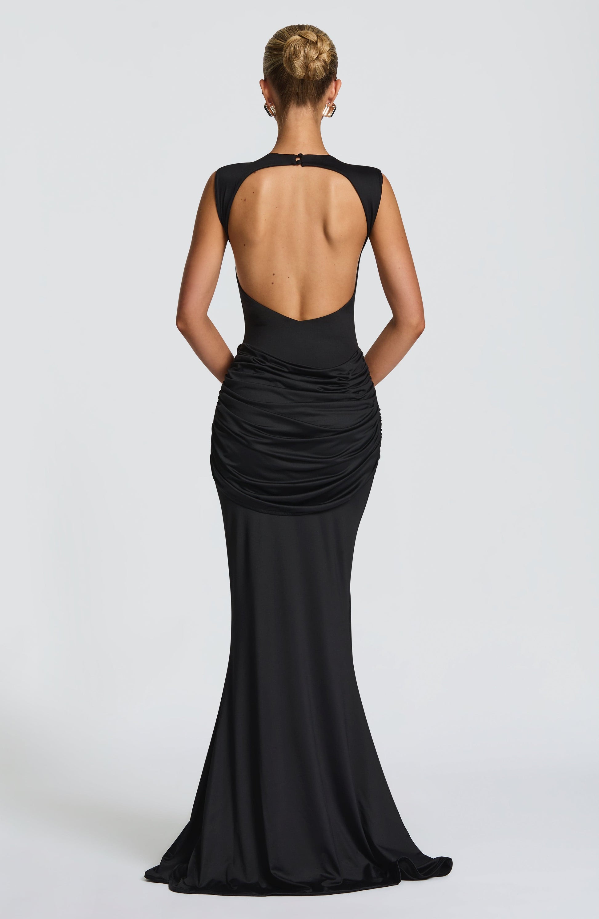 LORENZA MAXI DRESS - BLACK