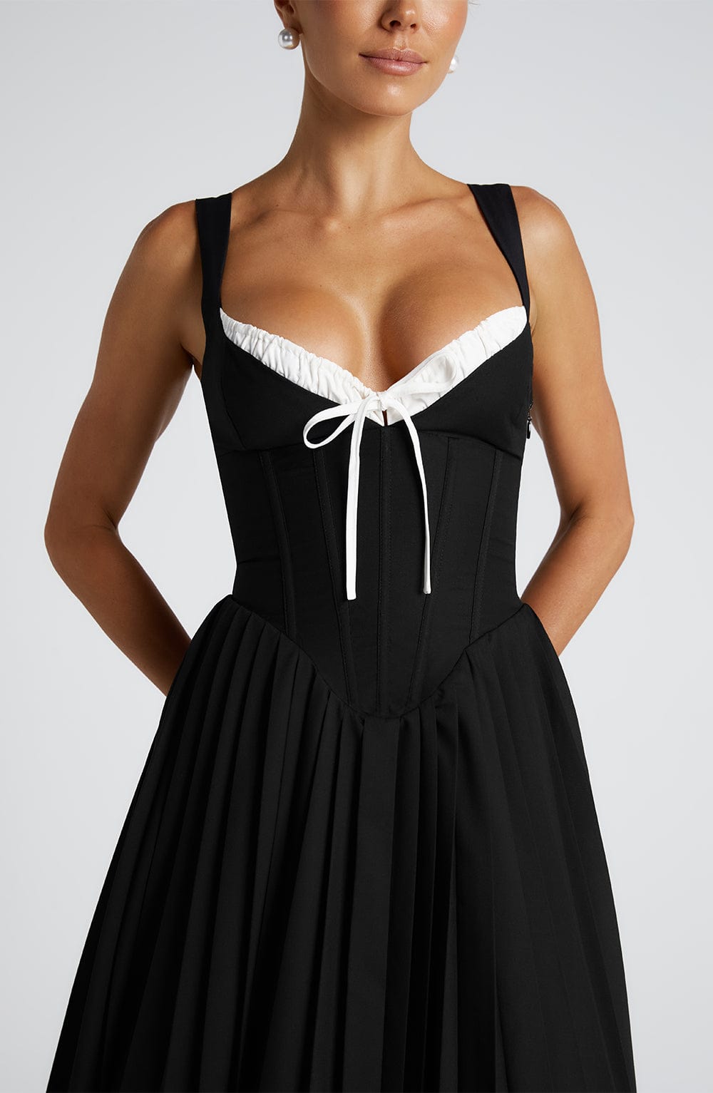 NATASSIA MIDI DRESS - BLACK/WHITE