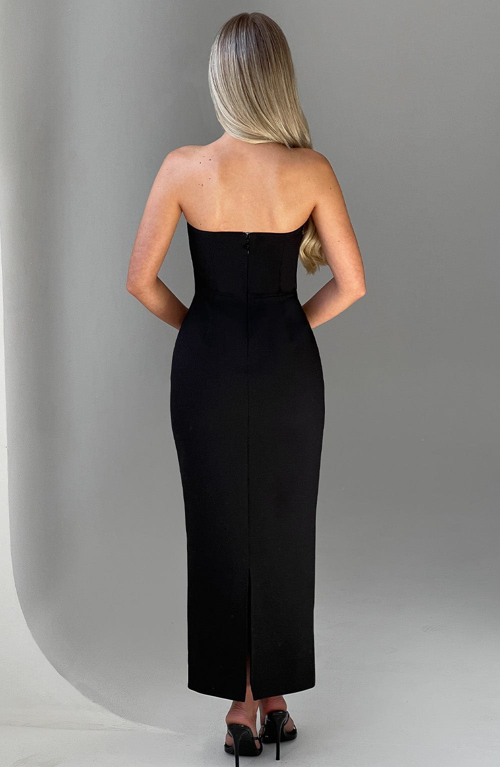 ROXANNE MIDAXI DRESS - BLACK