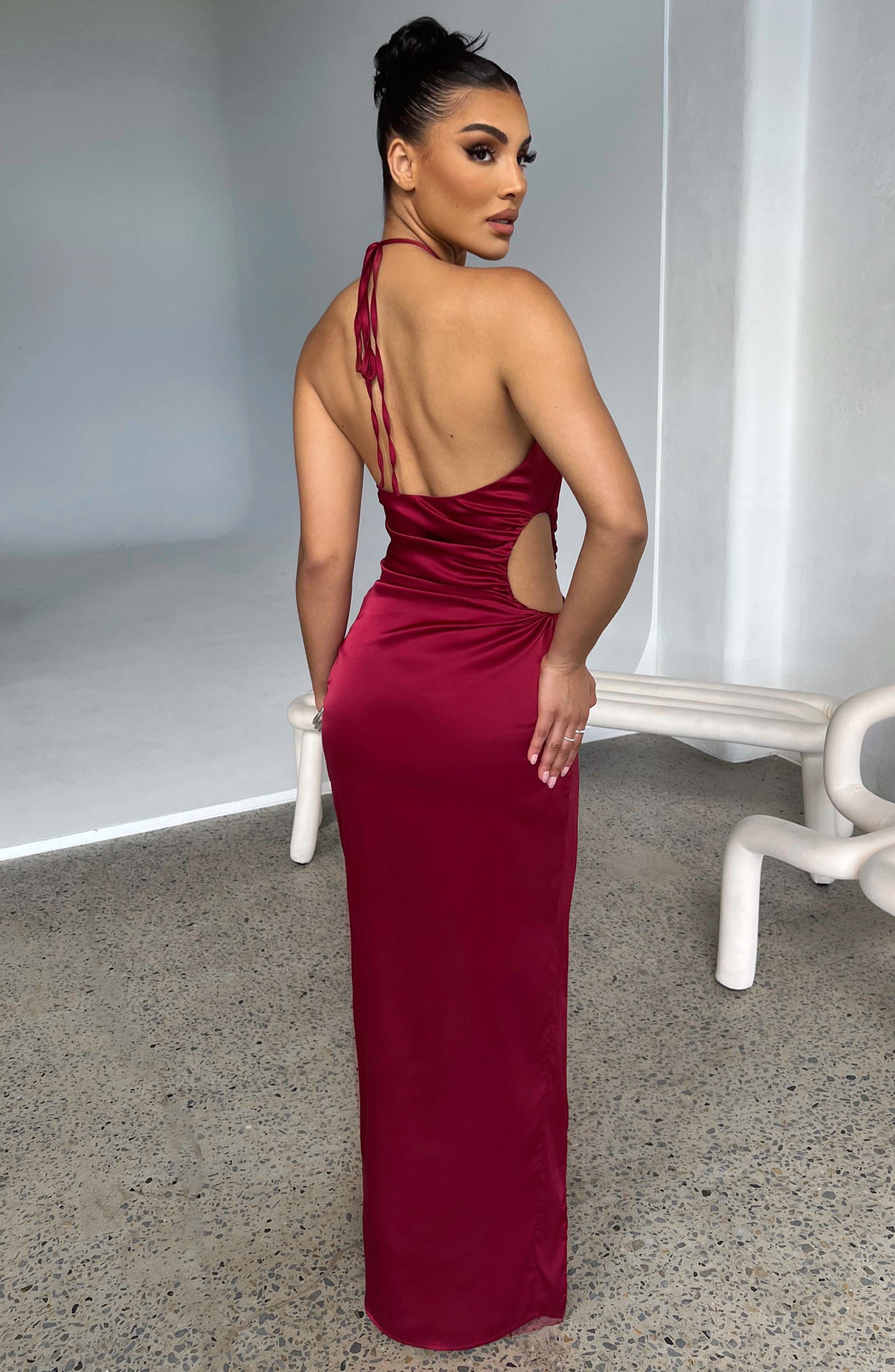 VANESSA MAXI DRESS - WINE