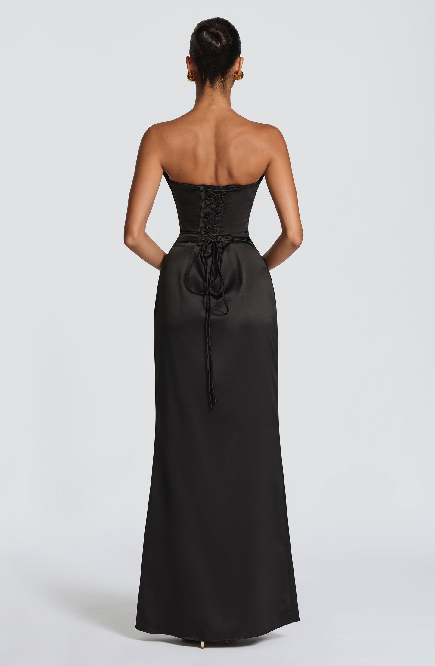 VESSA MAXI DRESS - BLACK